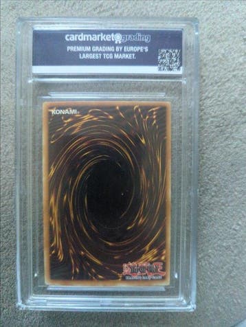 Konami - 1 Graded card - Yu-Gi-Oh! - Blue-Eyes White Dragon, Nieuw
