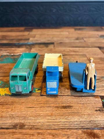 Dinky Toys - Modelauto (3) - Dinky Toys 14A, 25R & 33W –, Nieuw