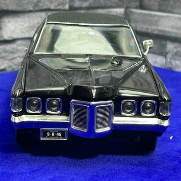Ertl 1:18 - Modelauto - Ertl 1:18 Pontiac Grand Prix SJ 1969, Nieuw