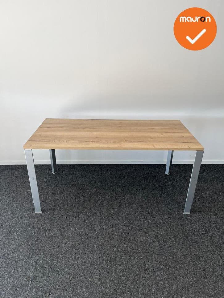 Ahrend 700 - 4 poots tafel - Zilvergrijs onderstel - 160x80c, Zakelijke goederen, Kantoor en Winkelinrichting | Kantoormeubilair en Inrichting