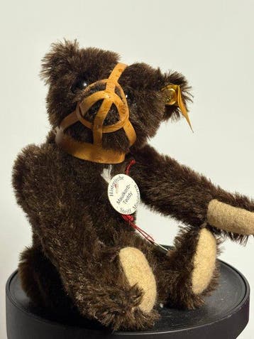 Steiff: Muilkorf Teddybeer, Historische Miniatuur, EAN