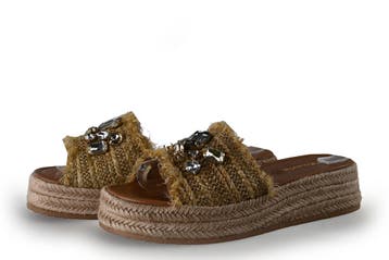 Tamaris Slippers in maat 37 Beige, Verzenden, Beige, Zo goed als nieuw, Slippers