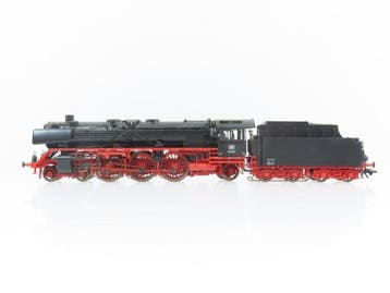 Märklin H0 - 39010 - Locomotive à vapeur avec tender (1) -