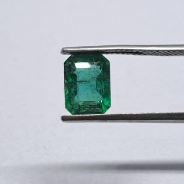 1 pcs Vert Émeraude - 2.32 ct - International Gemological, Nieuw