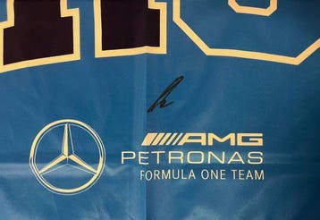 Mercedes - AMG Petronas F1 - Signed - George Russell -