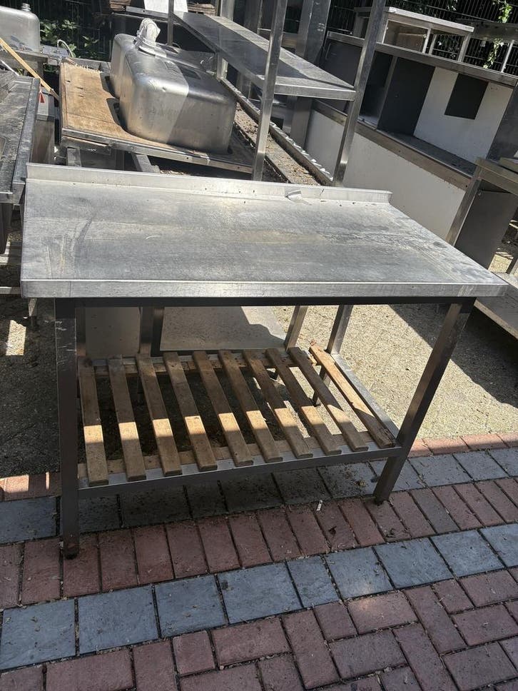 RVS Werktafel  120x65x94cm  (B x D x H) Wordt schoongemaakt, Articles professionnels, Horeca | Équipement de cuisine, Enlèvement ou Envoi