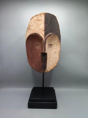 prachtig masker - Obamba - Gabon (Zonder minimumprijs)