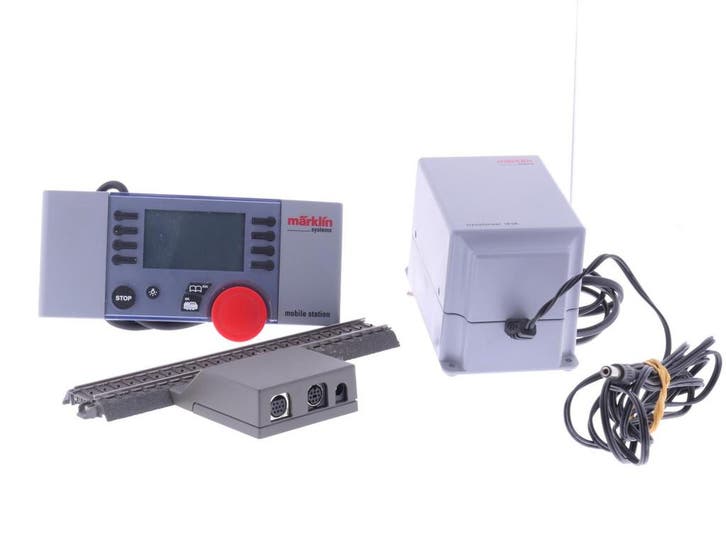 Schaal H0 Märklin 60652, 66191 en 24088 Mobile Station 2..., Hobby en Vrije tijd, Modeltreinen | H0, Wisselstroom, Rails, Gebruikt