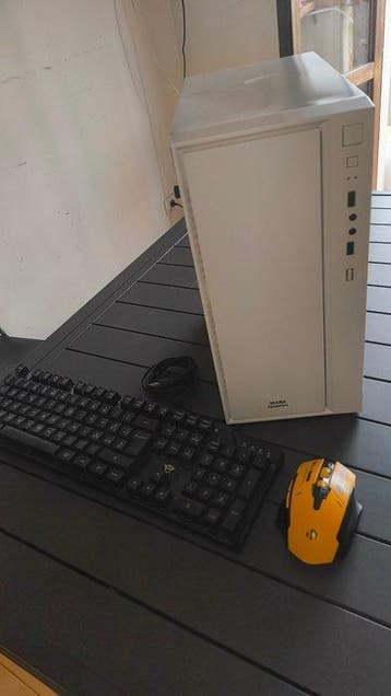 Mars Gaming - AMD Ryzen 5 2600X / 512GB NVMe / Quadro GPU, Nieuw