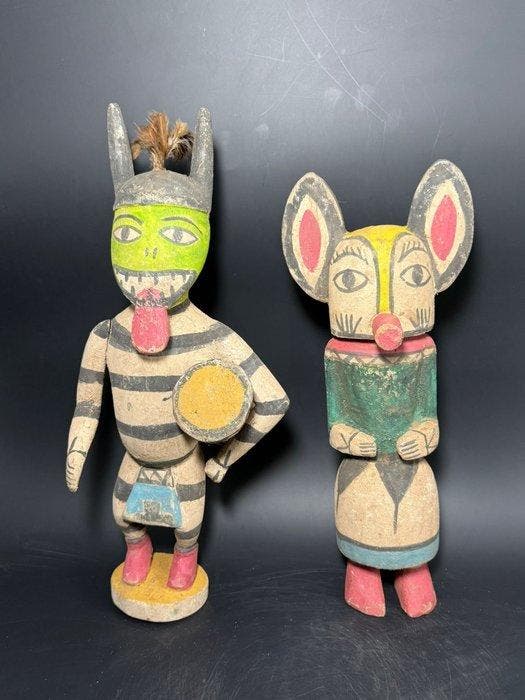2 poppen in de Hopi-kachina-stijl - Hout - V.S. - Achyuta, Antiquités & Art, Art | Art non-occidental