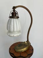 Condor - Tafellamp - Opaline glas - Art Deco Condor lamp