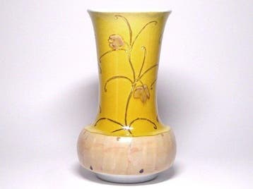 Vaas - Porselein - Japan - Geel glazuur bloemmotief -