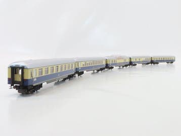 Märklin H0 - 40850 - Modeltrein personenwagonset (5) -, Hobby & Loisirs créatifs
