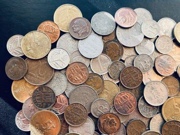 België. Lot of 100 coins various metals and denominations XX, Postzegels en Munten, Munten | Europa | Niet-Euromunten