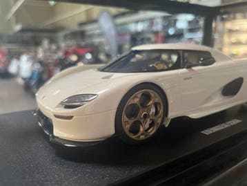 GT Spirit 1:18 - Model sportwagen - Koenigsegg CC850 Regera, Hobby & Loisirs créatifs