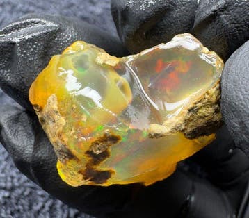 72ct Kristal Opaal Ruw- 14.4 g
