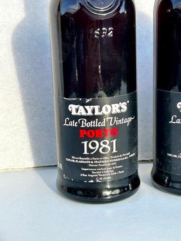 1981 Taylors - Late Bottled Vintage Port - Gebotteld in, Verzamelen, Nieuw