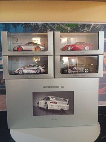 Porsche Design 1:43 - Modelauto (4) - Porsche 911 GT3 Set