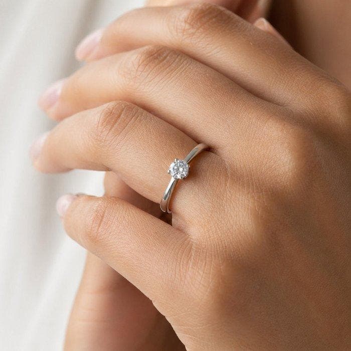 Ring - 18 karaat Witgoud - 0.27ct. tw. Diamant (Natuurlijk), Handtassen en Accessoires, Ringen