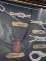 Maritieme objecten - Maritimes Knotenbrett – Schaukasten mit, Antiek en Kunst