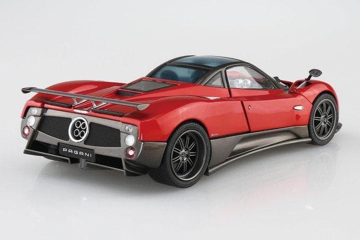 Aoshima - Speelgoedauto 1/24 Pagani Zonda F – Full Display, Hobby en Vrije tijd, Modelauto's | 1:5 tot 1:12