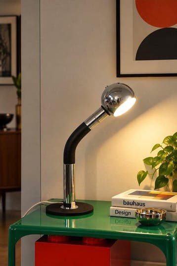 Lampe de table - Chrome, Métal, Plastique