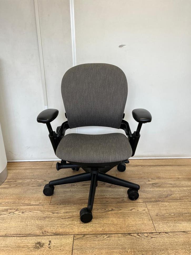 Ergonomische Steelcase Leap Bureaustoel, Full Option, Huis en Inrichting, Bureaustoelen, Bureaustoel, Grijs, Zo goed als nieuw