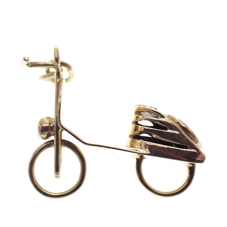 Gouden hanger van een Vespa (Hanger of bedel), Handtassen en Accessoires, Bedels, Gebruikt, Overige merken, Goud, Ophalen of Verzenden