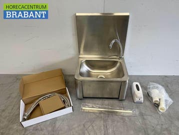 HCB RVS Wasbak Spoelbak met kniebediening Zeepdispener 40 x, Ophalen of Verzenden