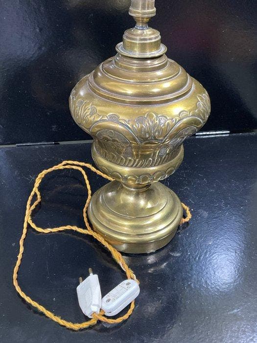Lampe de table - Laiton, Antiek en Kunst, Curiosa en Brocante