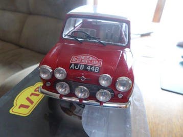 IXO 1:18 - Voiture miniature - Austin Morris Mini Cooper S, Nieuw