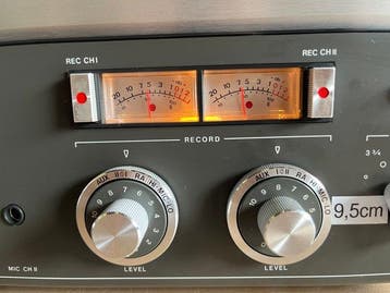 Revox - A 77 MKIV 4 Track Reel-to-reel deck 26 cm, Nieuw