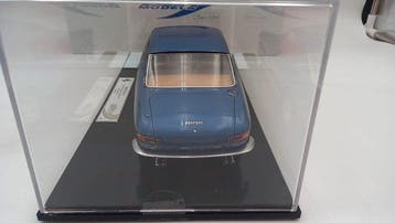 BBR 1:18 - Modelauto - Ferrari 330 GT 2+2 S/N 7161 GT rain, Hobby en Vrije tijd, Nieuw