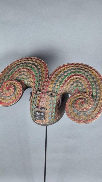 Prachtige helm. - Yoruba - Nigeria (Zonder minimumprijs), Antiek en Kunst