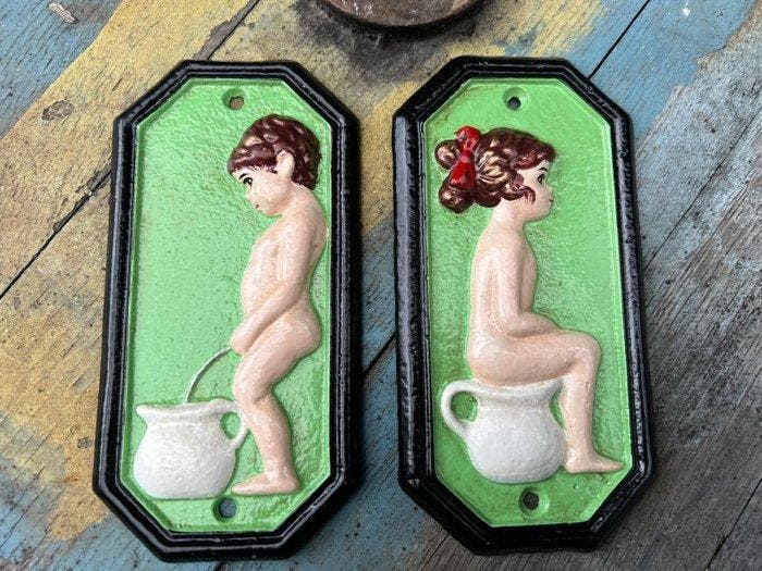 Decoratief ornament (2) - vintage style restroom signs -, Antiquités & Art, Curiosités & Brocante