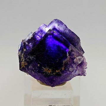 Cubes rares de fluorite violette intense, provenance rare,