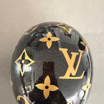 MVR (XX) - Louis Vuitton Ceramic Balloon Black Gold