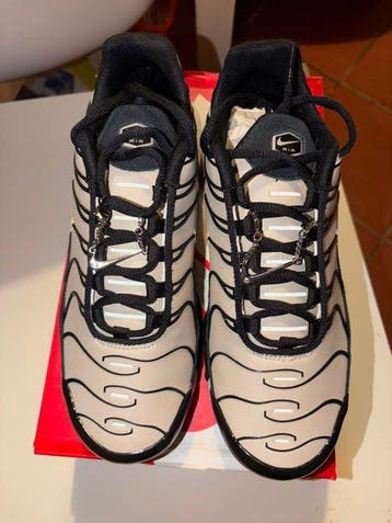 Nike - Air Max Plus - Sneakers - Maat: EU 40 - Nieuw met