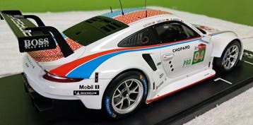 IXO 1:18 - Model sportwagen - PORSCHE - 911 991 RSR 4.0L, Nieuw