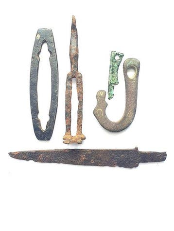 Viking periode Brons, IJzer Viking Age Personal Utility Set,