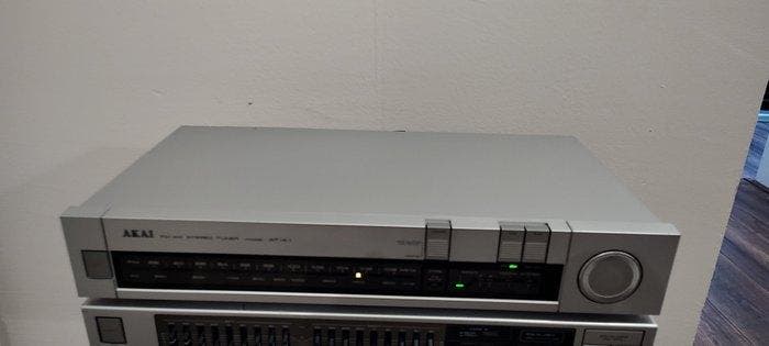 Akai - AT-K1 Tuner / EA-A2 Equalizer - Diverse modellen, TV, Hi-fi & Vidéo, Radios