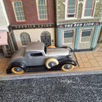 Tootsietoy 1:43 - Modelauto - Sport Coupé - Sport Coupé, Nieuw