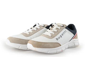 Bugatti Sneakers in maat 43 Wit, Kleding | Heren, Schoenen, Bugatti, Verzenden, Wit, Zo goed als nieuw