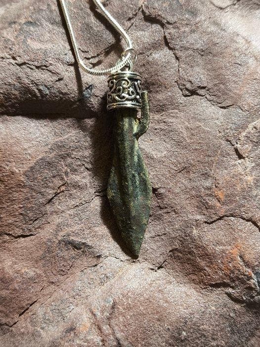 Grec ancien, hellénistique Bronze Tête de flèche (Sans prix, Handtassen en Accessoires, Antieke sieraden