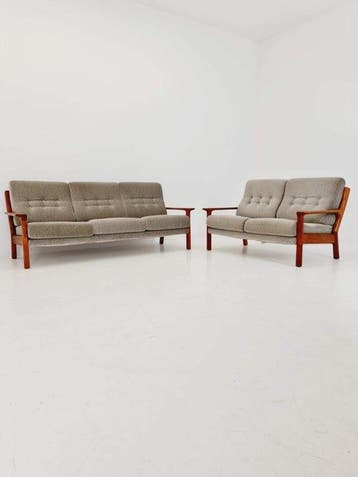 Sofa (2) - Teak
