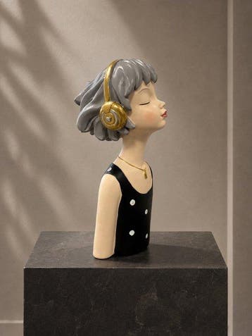 Buste, Modern sculptuur – Dromend meisje met gouden