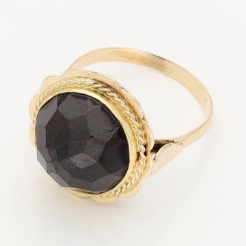 Ring - 14 karaat Geel goud - Granaat, Handtassen en Accessoires, Ringen, Nieuw