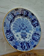 De Klaauw (1661-1840) - XL pauwenstaart bord - Wandbord -