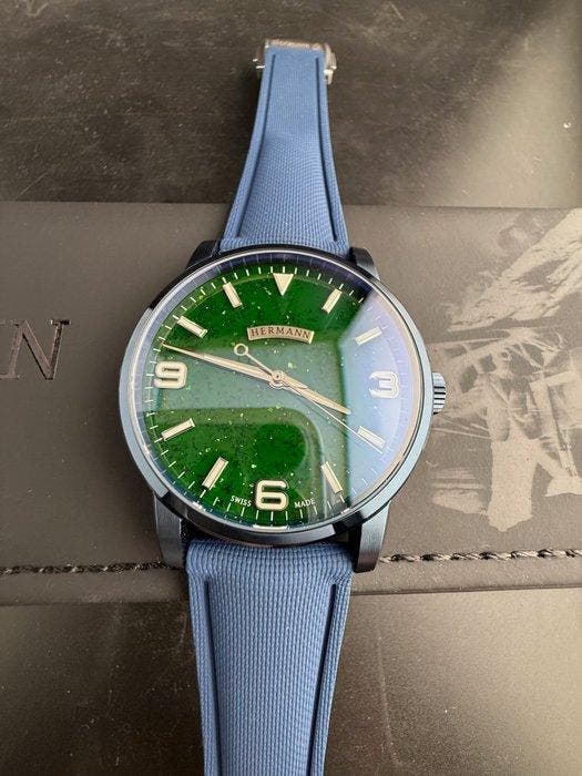 Hermann Stellar Blue PVD - Automatic Swiss Made - Aventurine, Handtassen en Accessoires, Horloges | Heren