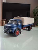 Schuco 1:18 - Camion miniature - Mercedes L 322 camion bâché, Nieuw